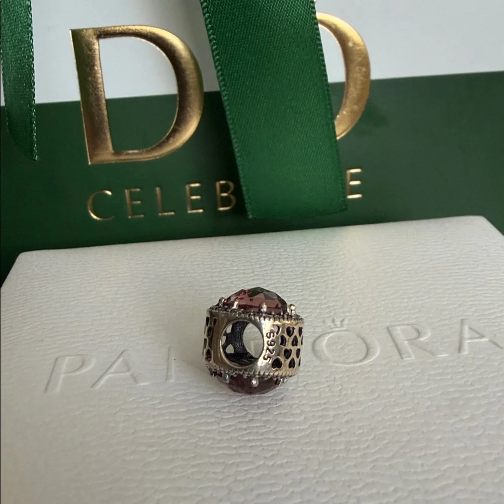 Pandora Silver And Pink Radiant Hearts Charm With Bevel Set CZ’s RETIRED - Picture 3 of 5